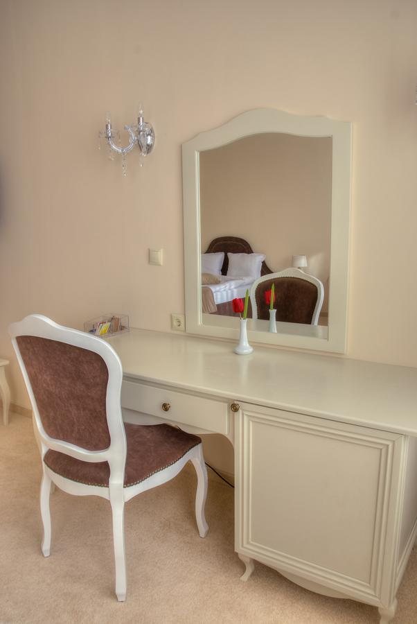 Hotel Chateau Des Bergers Tărgovište Esterno foto
