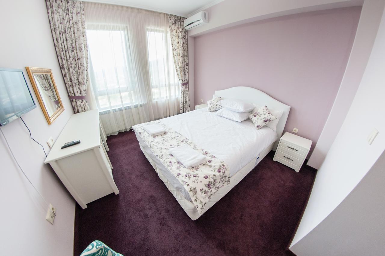 Hotel Chateau Des Bergers Tărgovište Esterno foto